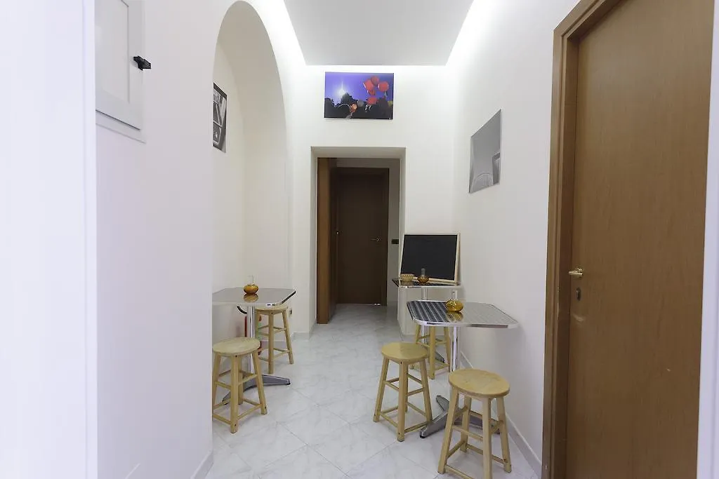 Nicetomeetyou Rome Bed & Breakfast